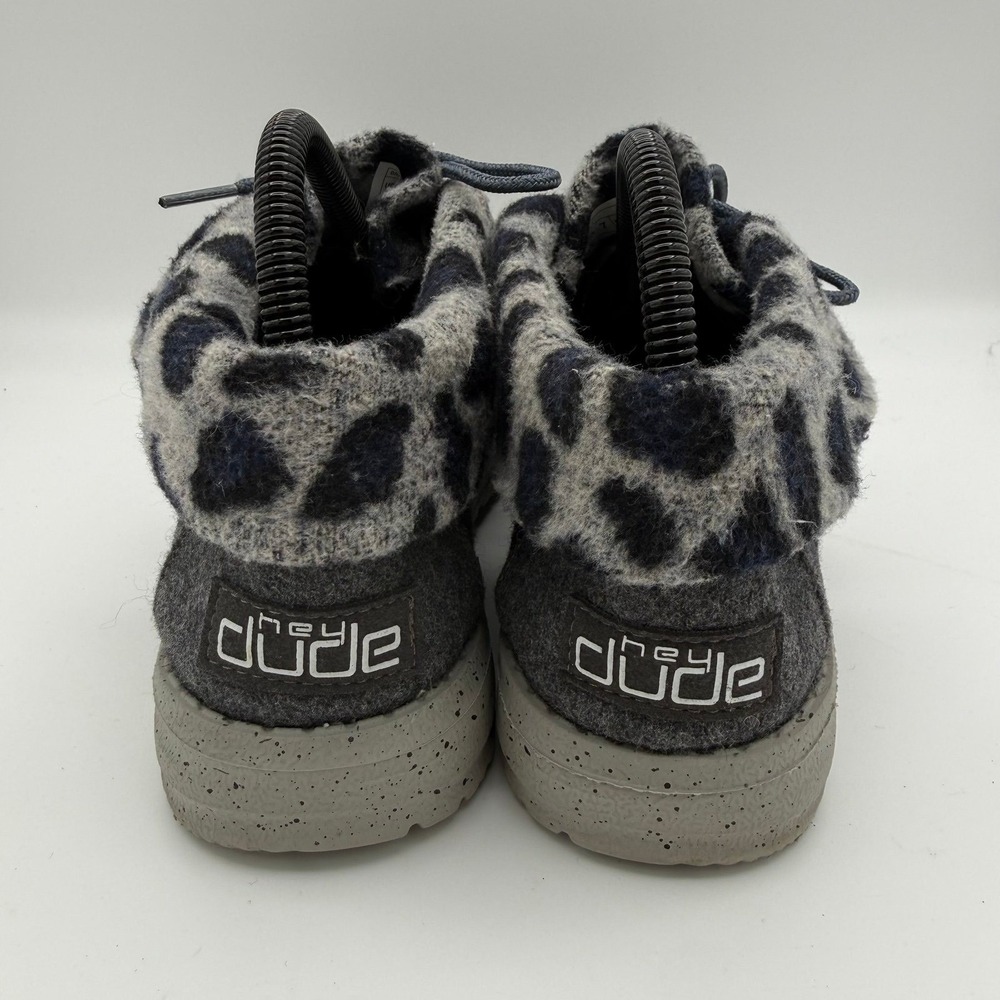 Women's Hey Dude Britt Grey Cheetah Wool Lined Slip-On Casual Comfort Shoes Sz 7 - Picture 4 of 8